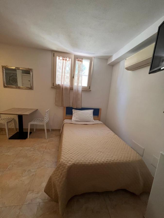 Hotel Rena Bianca House Porto Torres Zewnętrze zdjęcie