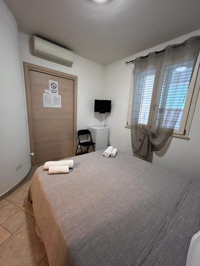 Hotel Rena Bianca House Porto Torres Zewnętrze zdjęcie
