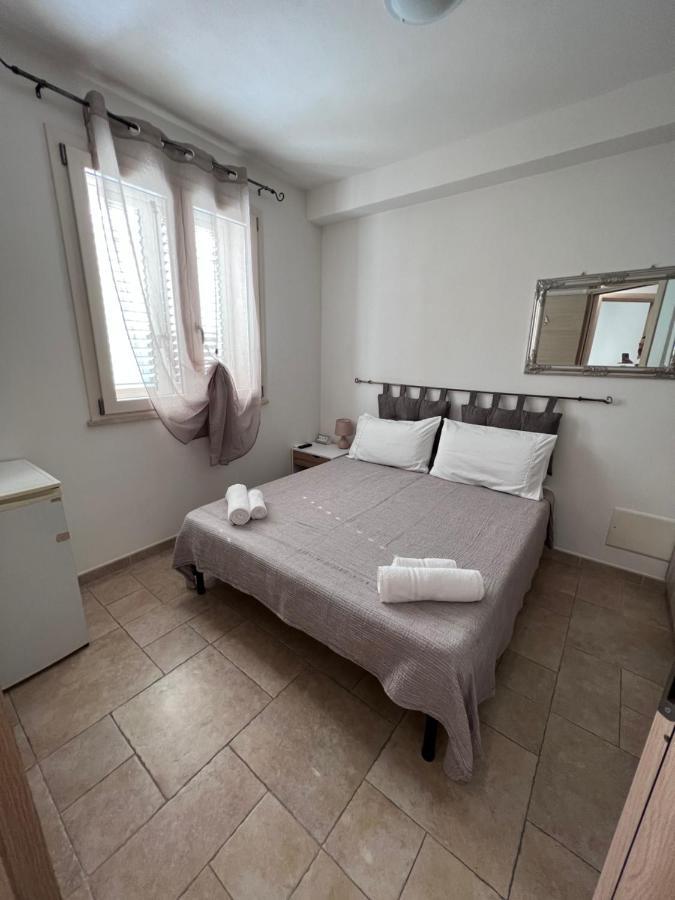 Hotel Rena Bianca House Porto Torres Zewnętrze zdjęcie